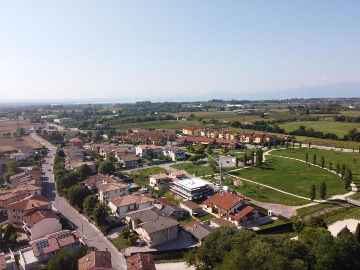 Casale Storico Enzo Villa Castelnuovo del Garda Exterior foto